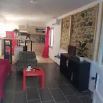 Simbas House * Leonidio
