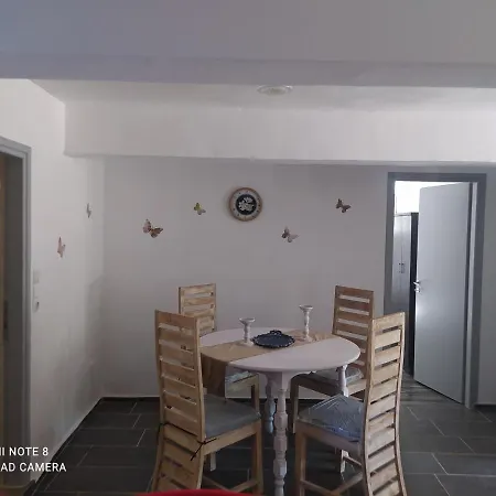 Simbas House Apartment Leonidio