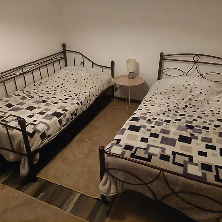 Apartament Simbas House